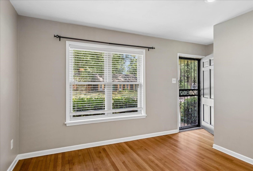 5303 EDENSHIRE AVE, Memphis, Tennessee 38117, 3 Bedroom Bedrooms, 6 Room Rooms,1.1 BathroomBathrooms,Residential,For Sale,EDENSHIRE,0,10228828