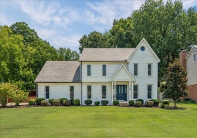 7109 WOODRIDGE LN, Germantown, Tennessee 38138, 5 Bedroom Bedrooms, 9 Room Rooms,2.1 BathroomBathrooms,Residential,For Sale,WOODRIDGE,0,10228829