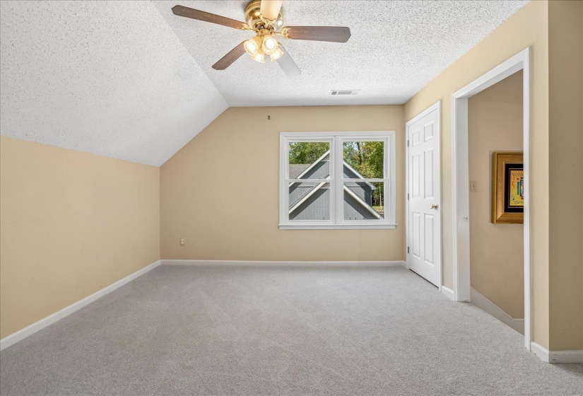 7109 WOODRIDGE LN, Germantown, Tennessee 38138, 5 Bedroom Bedrooms, 9 Room Rooms,2.1 BathroomBathrooms,Residential,For Sale,WOODRIDGE,0,10228829