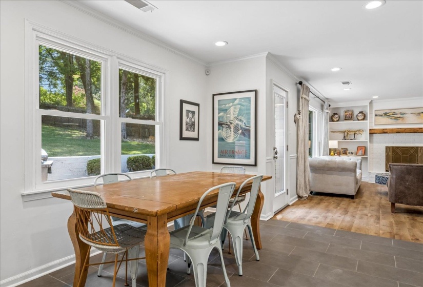 7109 WOODRIDGE LN, Germantown, Tennessee 38138, 5 Bedroom Bedrooms, 9 Room Rooms,2.1 BathroomBathrooms,Residential,For Sale,WOODRIDGE,0,10228829