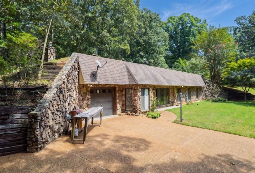 2445 PITTMAN RD, Somerville, Tennessee 38068, 3 Bedroom Bedrooms, 7 Room Rooms,2.1 BathroomBathrooms,Residential,For Sale,PITTMAN,0,10228830