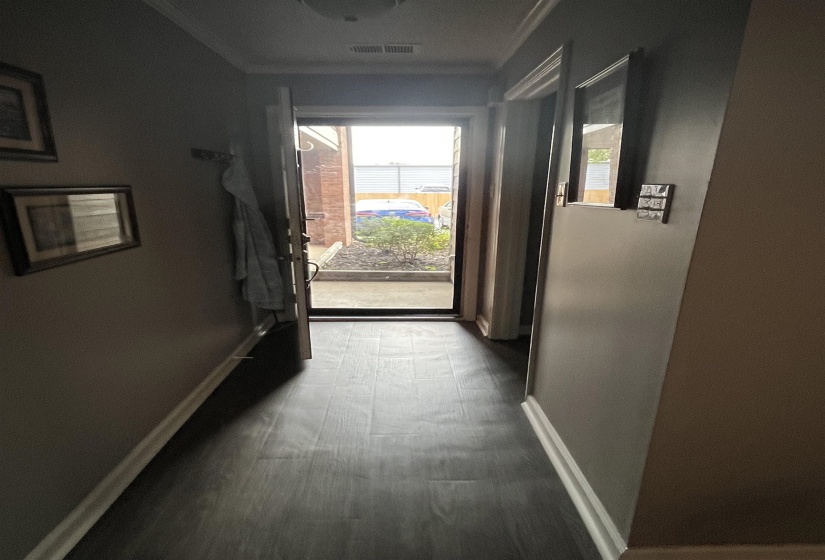 6646 PONDSIDE CIR, Memphis, Tennessee 38119, 2 Bedroom Bedrooms, 5 Room Rooms,1 BathroomBathrooms,Residential,For Sale,PONDSIDE,0,10228832