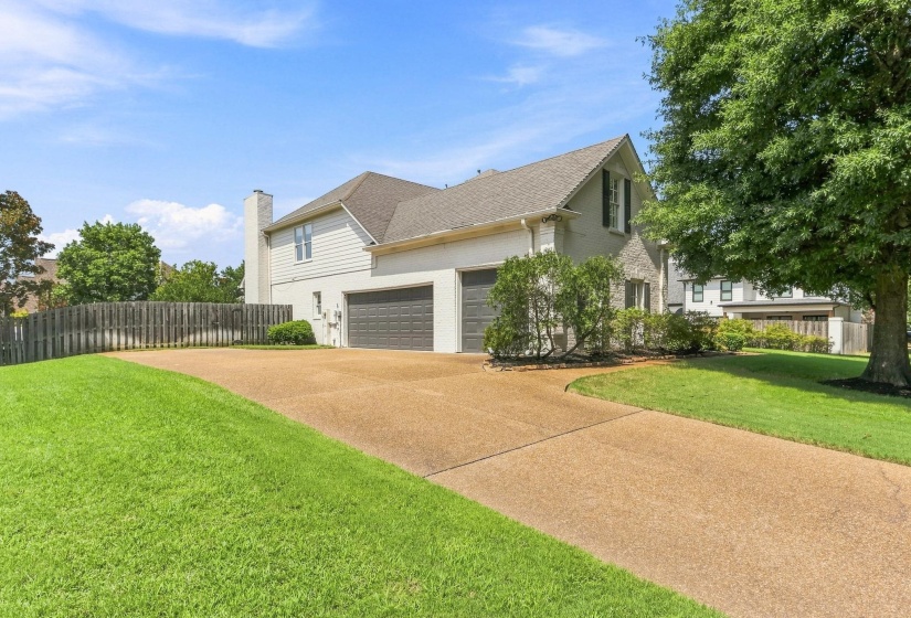 1926 COORS CREEK DR, Collierville, Tennessee 38017, 5 Bedroom Bedrooms, 11 Room Rooms,3.1 BathroomBathrooms,Residential,For Sale,COORS CREEK,0,10228837