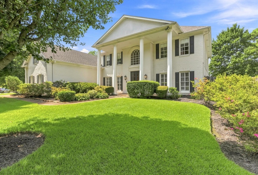 1926 COORS CREEK DR, Collierville, Tennessee 38017, 5 Bedroom Bedrooms, 11 Room Rooms,3.1 BathroomBathrooms,Residential,For Sale,COORS CREEK,0,10228837