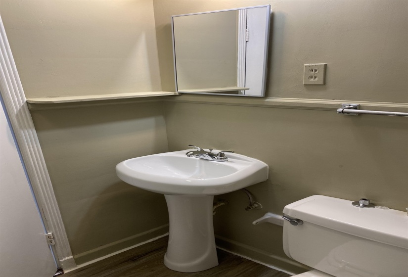 705-707 SEMMES ST, Memphis, Tennessee 38111, 2 Bedroom Bedrooms, 0 ,1 BathroomBathrooms,Duplexes,For Sale,SEMMES,0,10228842