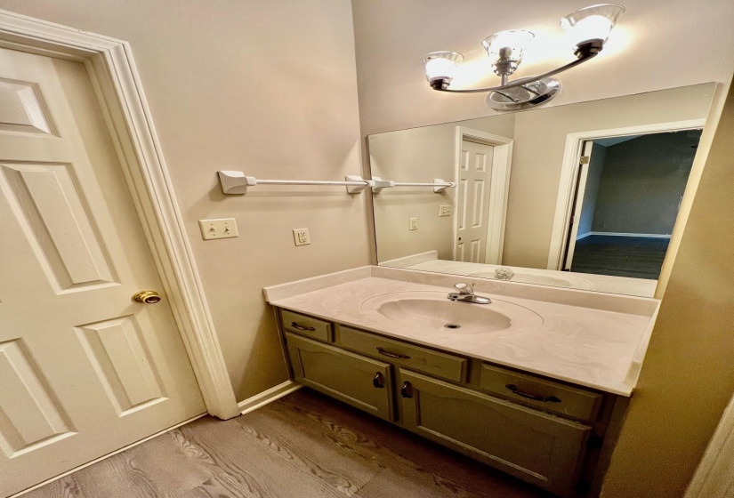 6766 WHITTEN PINE DR, Memphis, Tennessee 38134, 2 Bedroom Bedrooms, 4 Room Rooms,2 BathroomBathrooms,Rental Properties,For Sale,WHITTEN PINE,0,10228894