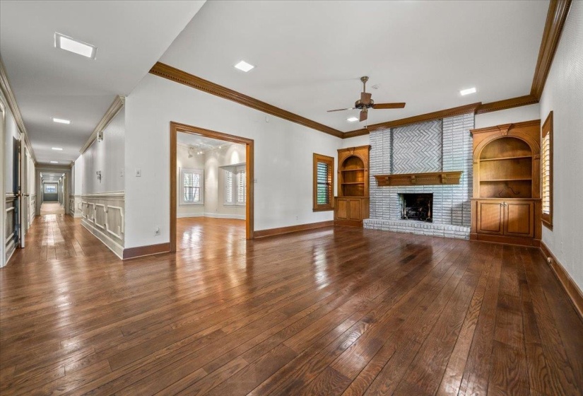 680 SWEETBRIER RD, Memphis, Tennessee 38120, 4 Bedroom Bedrooms, 12 Room Rooms,5 BathroomBathrooms,Residential,For Sale,SWEETBRIER,0,10228886