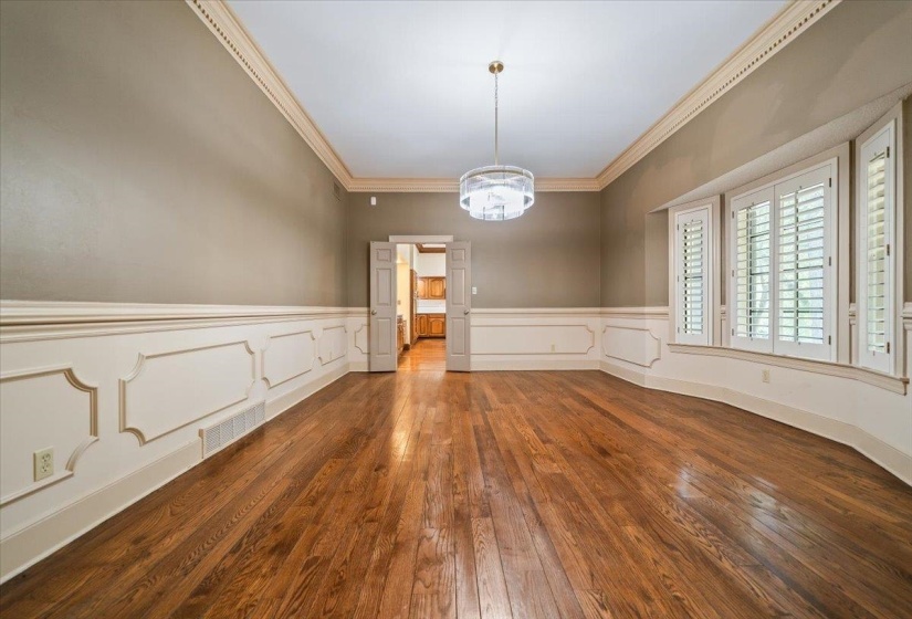 680 SWEETBRIER RD, Memphis, Tennessee 38120, 4 Bedroom Bedrooms, 12 Room Rooms,5 BathroomBathrooms,Residential,For Sale,SWEETBRIER,0,10228886
