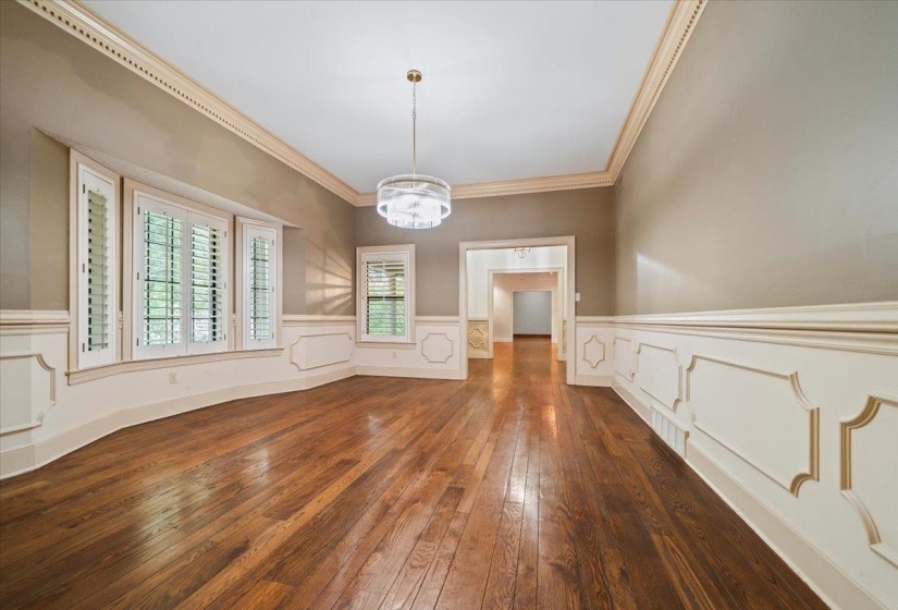 680 SWEETBRIER RD, Memphis, Tennessee 38120, 4 Bedroom Bedrooms, 12 Room Rooms,5 BathroomBathrooms,Residential,For Sale,SWEETBRIER,0,10228886