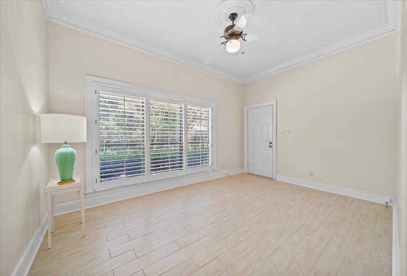 680 SWEETBRIER RD, Memphis, Tennessee 38120, 4 Bedroom Bedrooms, 12 Room Rooms,5 BathroomBathrooms,Residential,For Sale,SWEETBRIER,0,10228886