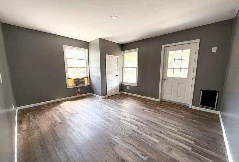 403 SHARP ST, Corinth, Mississippi 38834, 2 Bedroom Bedrooms, 6 Room Rooms,1 BathroomBathrooms,Residential,For Sale,SHARP,0,10228888