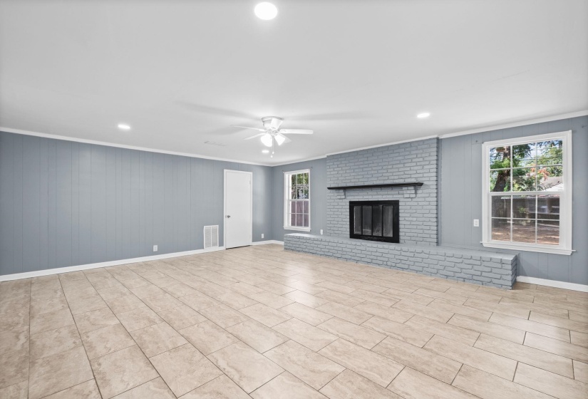 1143 PALLWOOD RD, Memphis, Tennessee 38122, 3 Bedroom Bedrooms, 6 Room Rooms,2 BathroomBathrooms,Residential,For Sale,PALLWOOD,0,10228889