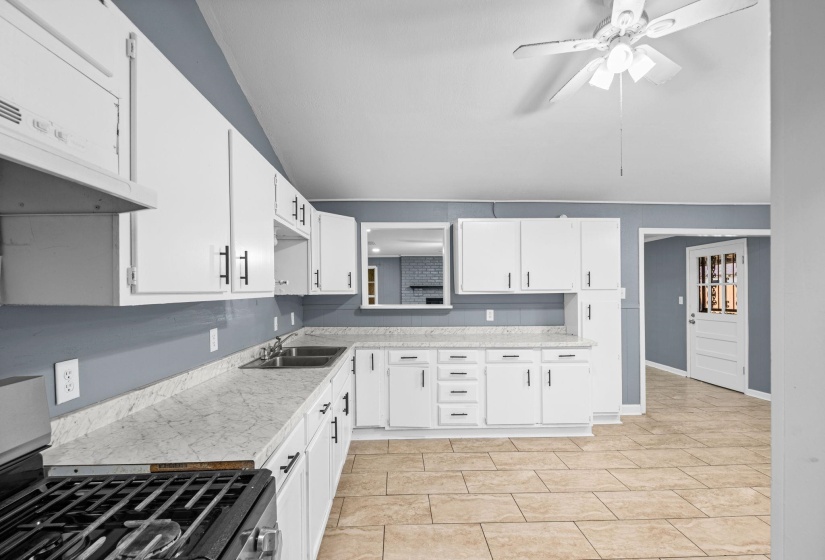 1143 PALLWOOD RD, Memphis, Tennessee 38122, 3 Bedroom Bedrooms, 6 Room Rooms,2 BathroomBathrooms,Residential,For Sale,PALLWOOD,0,10228889