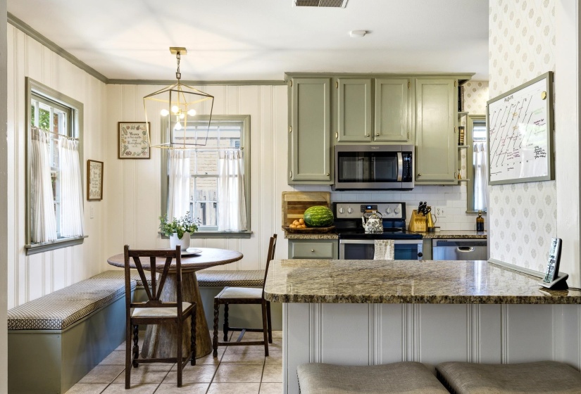 515 MELODY LN, Memphis, Tennessee 38120, 4 Bedroom Bedrooms, 9 Room Rooms,3 BathroomBathrooms,Residential,For Sale,MELODY,0,10228892