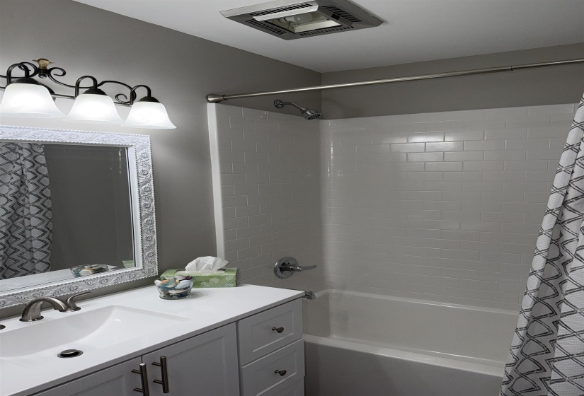 295 CENTRAL AVE, Savannah, Tennessee 38372, 3 Bedroom Bedrooms, 7 Room Rooms,2 BathroomBathrooms,Residential,For Sale,CENTRAL,0,10228895