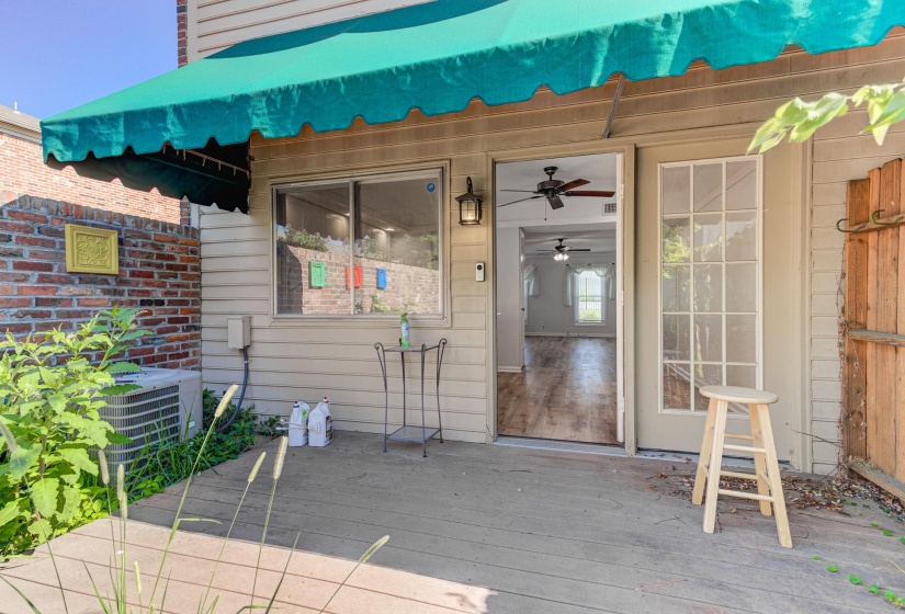 5845 PARK AVE, Memphis, Tennessee 38119, 2 Bedroom Bedrooms, 5 Room Rooms,1.1 BathroomBathrooms,Residential,For Sale,PARK,0,10228898