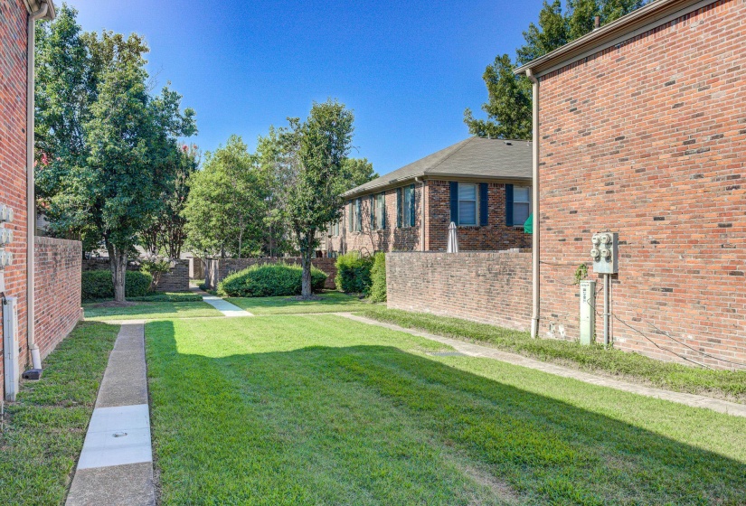 5845 PARK AVE, Memphis, Tennessee 38119, 2 Bedroom Bedrooms, 5 Room Rooms,1.1 BathroomBathrooms,Residential,For Sale,PARK,0,10228898