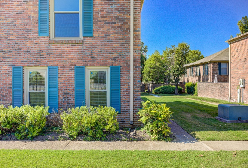 5845 PARK AVE, Memphis, Tennessee 38119, 2 Bedroom Bedrooms, 5 Room Rooms,1.1 BathroomBathrooms,Residential,For Sale,PARK,0,10228898