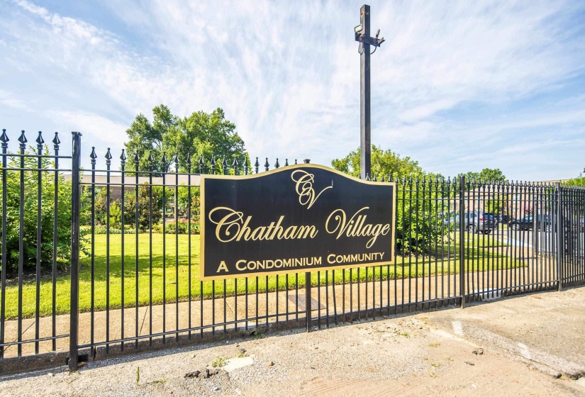 5845 PARK AVE, Memphis, Tennessee 38119, 2 Bedroom Bedrooms, 5 Room Rooms,1.1 BathroomBathrooms,Residential,For Sale,PARK,0,10228898