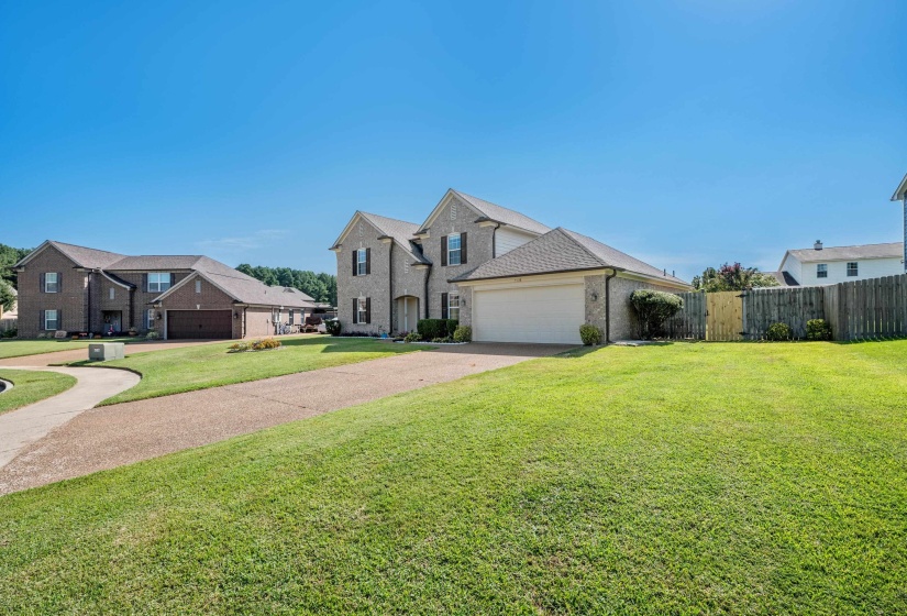 5128 FLUSS CV, Bartlett, Tennessee 38135, 4 Bedroom Bedrooms, 8 Room Rooms,2.1 BathroomBathrooms,Residential,For Sale,FLUSS,0,10228899