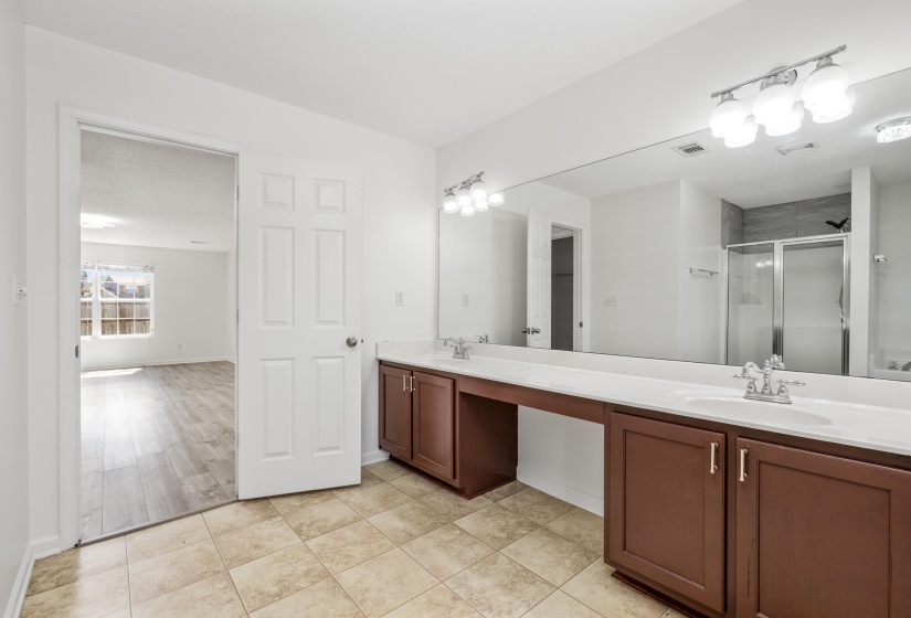 5128 FLUSS CV, Bartlett, Tennessee 38135, 4 Bedroom Bedrooms, 8 Room Rooms,2.1 BathroomBathrooms,Residential,For Sale,FLUSS,0,10228899