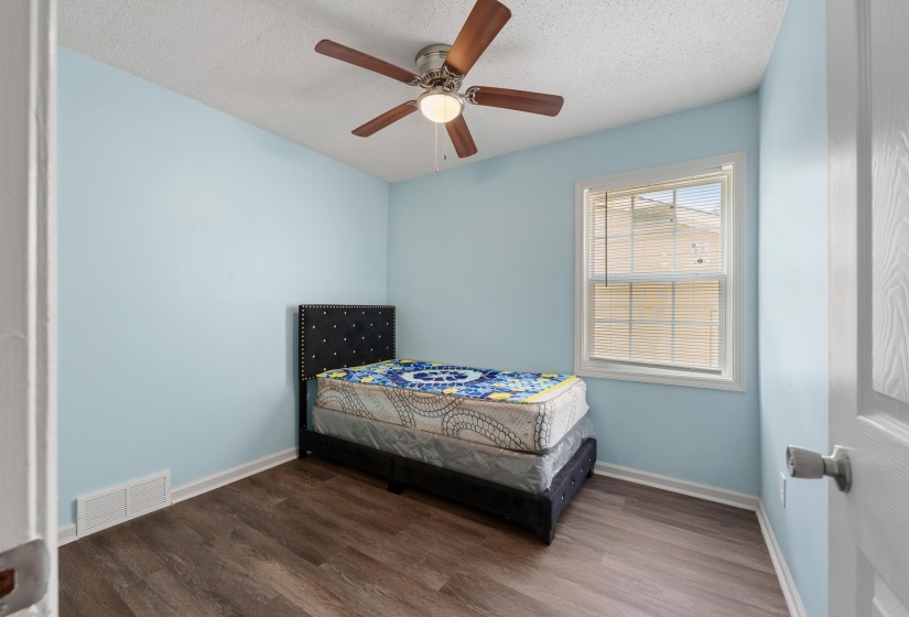 4053 HALIBURTON ST, Memphis, Tennessee 38128, 3 Bedroom Bedrooms, 6 Room Rooms,1.1 BathroomBathrooms,Residential,For Sale,HALIBURTON,0,10228844