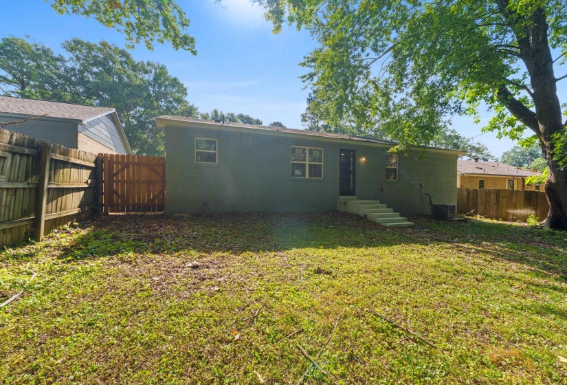 4053 HALIBURTON ST, Memphis, Tennessee 38128, 3 Bedroom Bedrooms, 6 Room Rooms,1.1 BathroomBathrooms,Residential,For Sale,HALIBURTON,0,10228844
