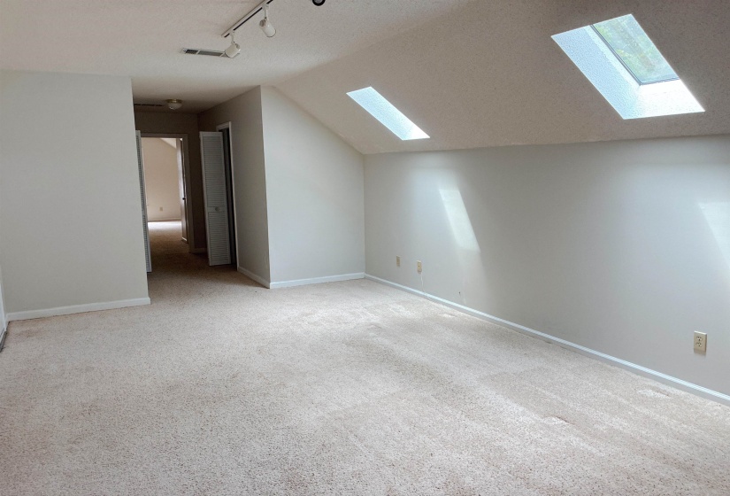 8534 SHADY TRAIL CV, Memphis, Tennessee 38018, 5 Bedroom Bedrooms, 9 Room Rooms,3 BathroomBathrooms,Residential,For Sale,SHADY TRAIL,0,10228846