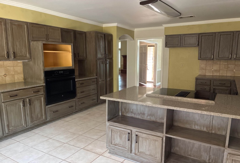 8534 SHADY TRAIL CV, Memphis, Tennessee 38018, 5 Bedroom Bedrooms, 9 Room Rooms,3 BathroomBathrooms,Residential,For Sale,SHADY TRAIL,0,10228846