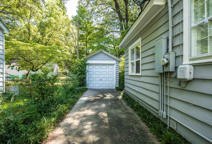 424 ALEXANDER ST, Memphis, Tennessee 38111, 2 Bedroom Bedrooms, 6 Room Rooms,1 BathroomBathrooms,Residential,For Sale,ALEXANDER,0,10228847
