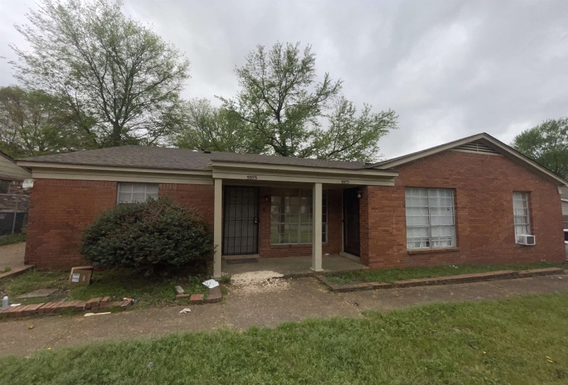 5573 APPLE BLOSSOM DR, Memphis, Tennessee 38115, 4 Bedroom Bedrooms, 10 Room Rooms,2.2 BathroomBathrooms,Residential,For Sale,APPLE BLOSSOM,0,10228850