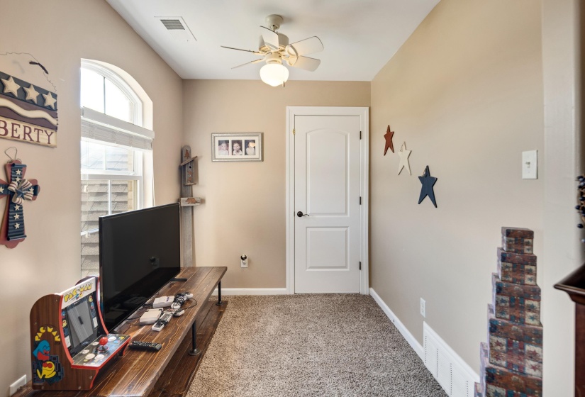 65 WHISPERING MEADOWS DR, Oakland, Tennessee 38060, 5 Bedroom Bedrooms, 5 Room Rooms,3 BathroomBathrooms,Residential,For Sale,WHISPERING MEADOWS,0,10228852