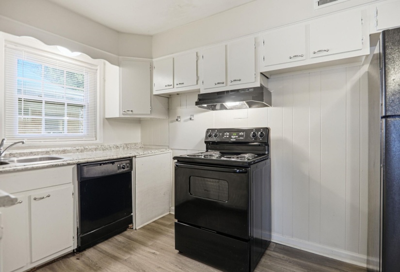 4111 BARRON AVE, Memphis, Tennessee 38111, 3 Bedroom Bedrooms, 6 Room Rooms,1.1 BathroomBathrooms,Residential,For Sale,BARRON,0,10228854