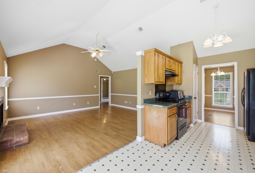 272 WELLINGTON WAY, Atoka, Tennessee 38004, 3 Bedroom Bedrooms, 6 Room Rooms,2 BathroomBathrooms,Residential,For Sale,WELLINGTON,0,10228864
