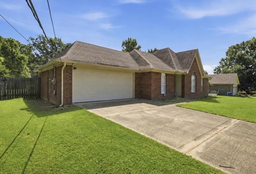 272 WELLINGTON WAY, Atoka, Tennessee 38004, 3 Bedroom Bedrooms, 6 Room Rooms,2 BathroomBathrooms,Residential,For Sale,WELLINGTON,0,10228864