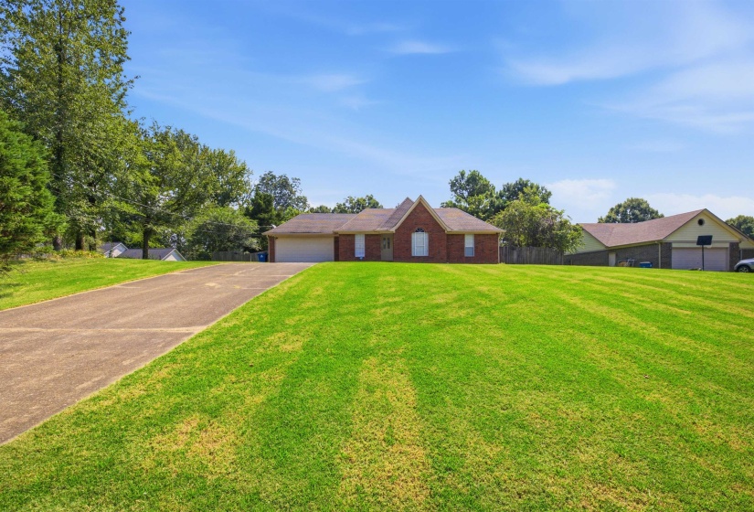 272 WELLINGTON WAY, Atoka, Tennessee 38004, 3 Bedroom Bedrooms, 6 Room Rooms,2 BathroomBathrooms,Residential,For Sale,WELLINGTON,0,10228864