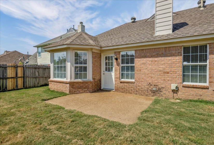 6943 COUNTRY WALK DR, Cordova, Tennessee 38018, 3 Bedroom Bedrooms, 6 Room Rooms,2 BathroomBathrooms,Residential,For Sale,COUNTRY WALK,0,10228870