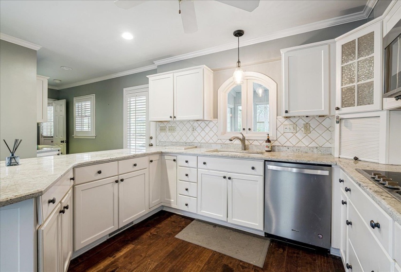 1791 OLD MILL RD, Germantown, Tennessee 38138, 4 Bedroom Bedrooms, 8 Room Rooms,2.1 BathroomBathrooms,Residential,For Sale,OLD MILL,0,10228872