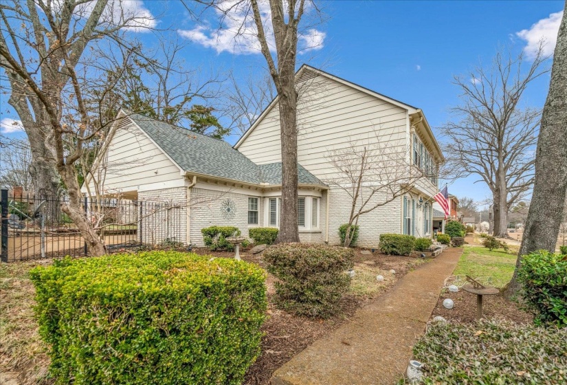 1791 OLD MILL RD, Germantown, Tennessee 38138, 4 Bedroom Bedrooms, 8 Room Rooms,2.1 BathroomBathrooms,Residential,For Sale,OLD MILL,0,10228872