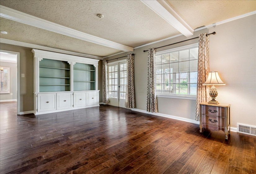1791 OLD MILL RD, Germantown, Tennessee 38138, 4 Bedroom Bedrooms, 8 Room Rooms,2.1 BathroomBathrooms,Residential,For Sale,OLD MILL,0,10228872