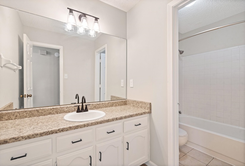 7722 IVY MIST CV, Memphis, Tennessee 38016, 4 Bedroom Bedrooms, 9 Room Rooms,2 BathroomBathrooms,Residential,For Sale,IVY MIST,0,10228874