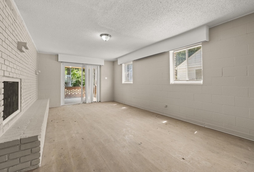3018 SCOTLAND RD, Memphis, Tennessee 38128, 4 Bedroom Bedrooms, 9 Room Rooms,2 BathroomBathrooms,Residential,For Sale,SCOTLAND,0,10228879