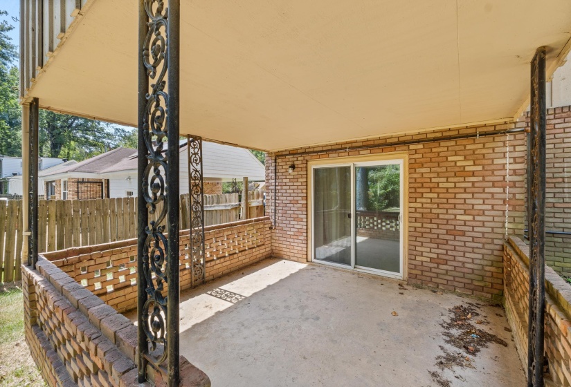 3018 SCOTLAND RD, Memphis, Tennessee 38128, 4 Bedroom Bedrooms, 9 Room Rooms,2 BathroomBathrooms,Residential,For Sale,SCOTLAND,0,10228879