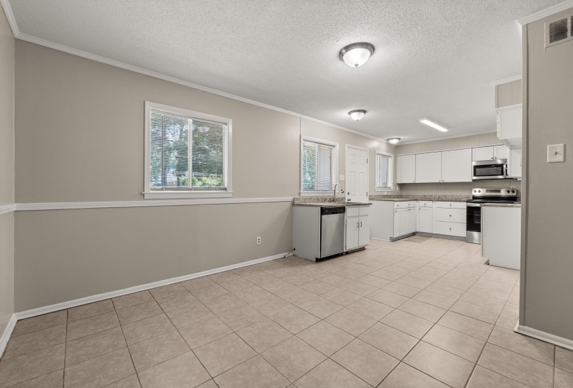 3018 SCOTLAND RD, Memphis, Tennessee 38128, 4 Bedroom Bedrooms, 9 Room Rooms,2 BathroomBathrooms,Residential,For Sale,SCOTLAND,0,10228879