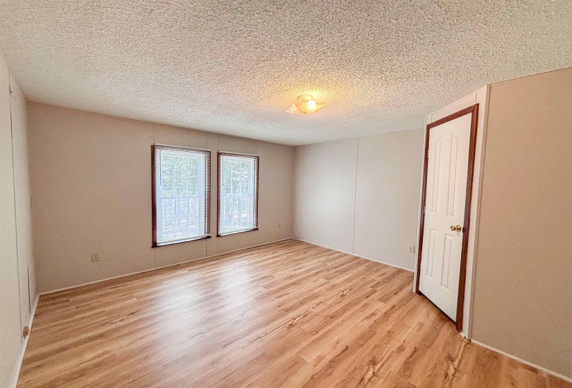 471 MILTON RD, Millington, Tennessee 38053, 3 Bedroom Bedrooms, 6 Room Rooms,2 BathroomBathrooms,Residential,For Sale,MILTON,0,10228881
