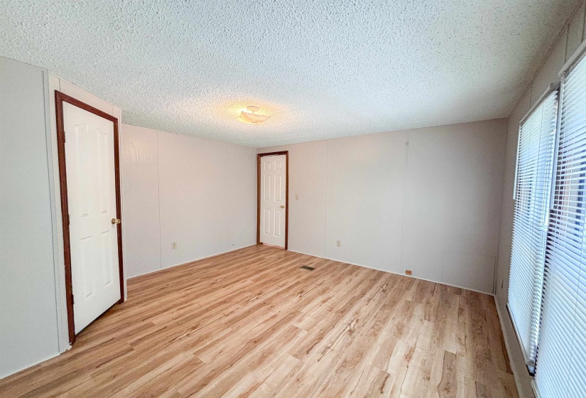 471 MILTON RD, Millington, Tennessee 38053, 3 Bedroom Bedrooms, 6 Room Rooms,2 BathroomBathrooms,Residential,For Sale,MILTON,0,10228881