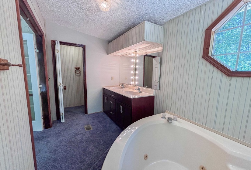 471 MILTON RD, Millington, Tennessee 38053, 3 Bedroom Bedrooms, 6 Room Rooms,2 BathroomBathrooms,Residential,For Sale,MILTON,0,10228881