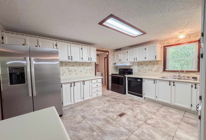 471 MILTON RD, Millington, Tennessee 38053, 3 Bedroom Bedrooms, 6 Room Rooms,2 BathroomBathrooms,Residential,For Sale,MILTON,0,10228881