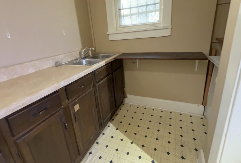 173 WILLETT ST, Memphis, Tennessee 38104, 3 Bedroom Bedrooms, 0 ,2 BathroomBathrooms,Duplexes,For Sale,WILLETT,0,10228910