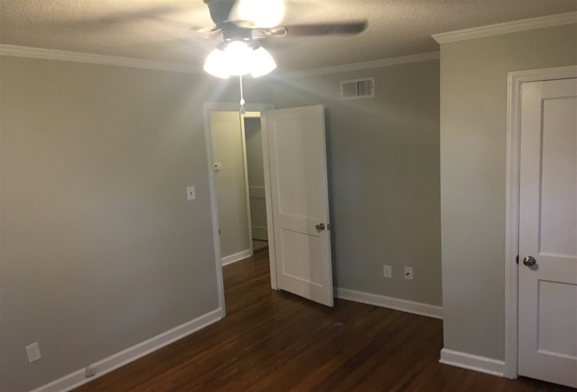 1185 PERKINS TER, Memphis, Tennessee 38117, 4 Bedroom Bedrooms, 9 Room Rooms,2 BathroomBathrooms,Rental Properties,For Sale,PERKINS,0,10228916